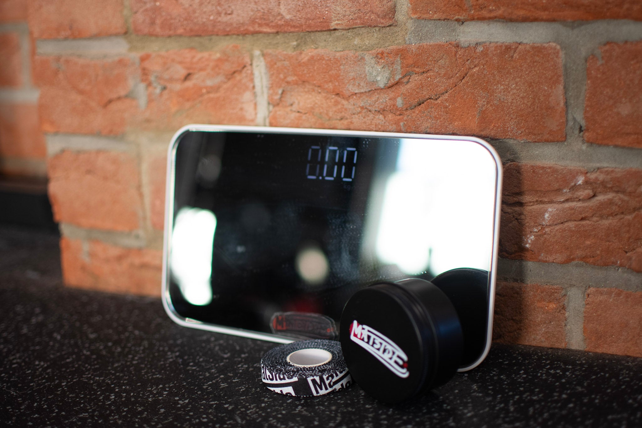 On-Weight Travel Scale