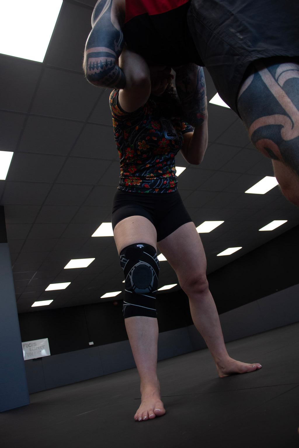 Ready 2 Roll Knee Sleeve