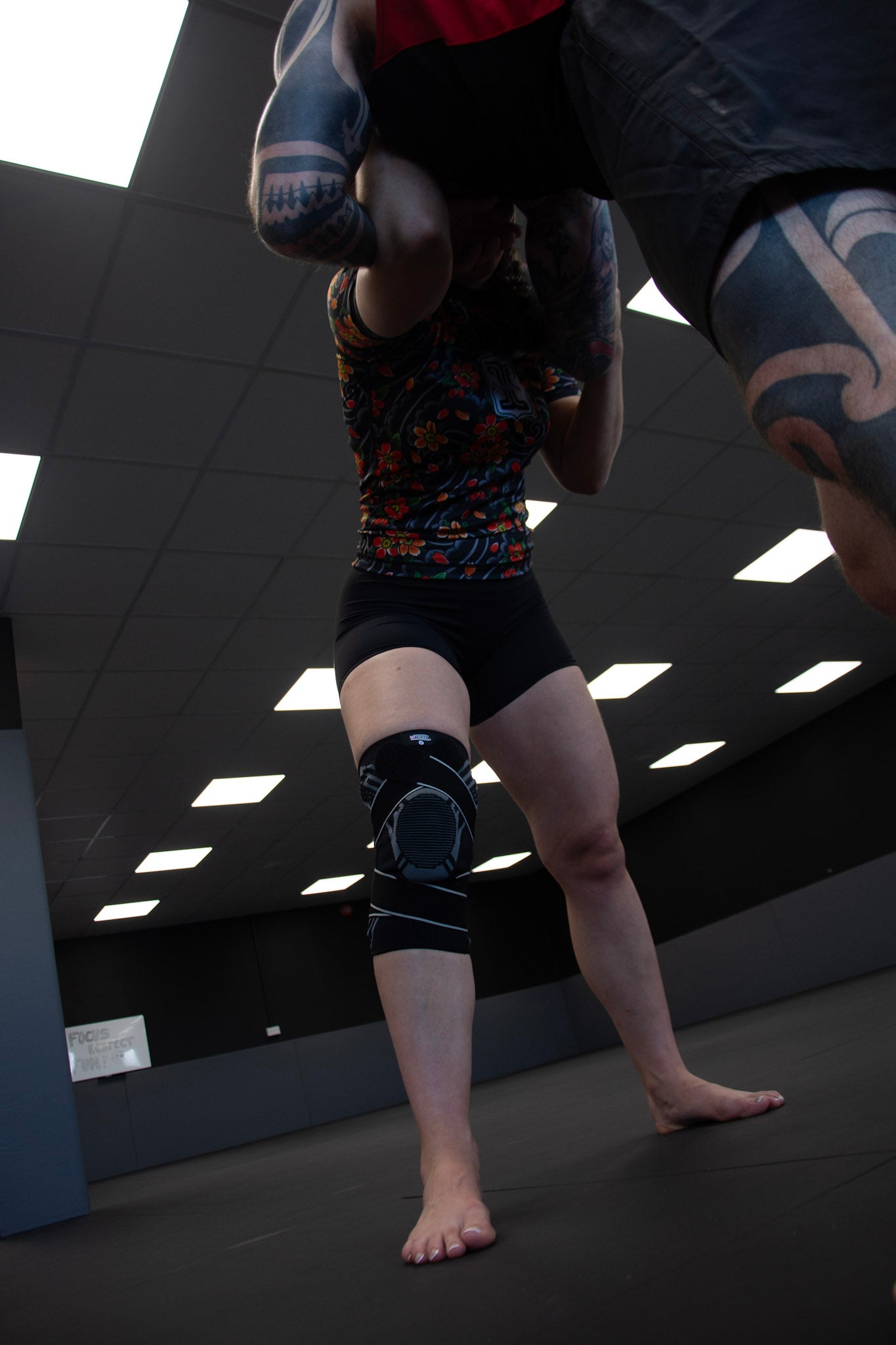 Ready 2 Roll Knee Sleeve